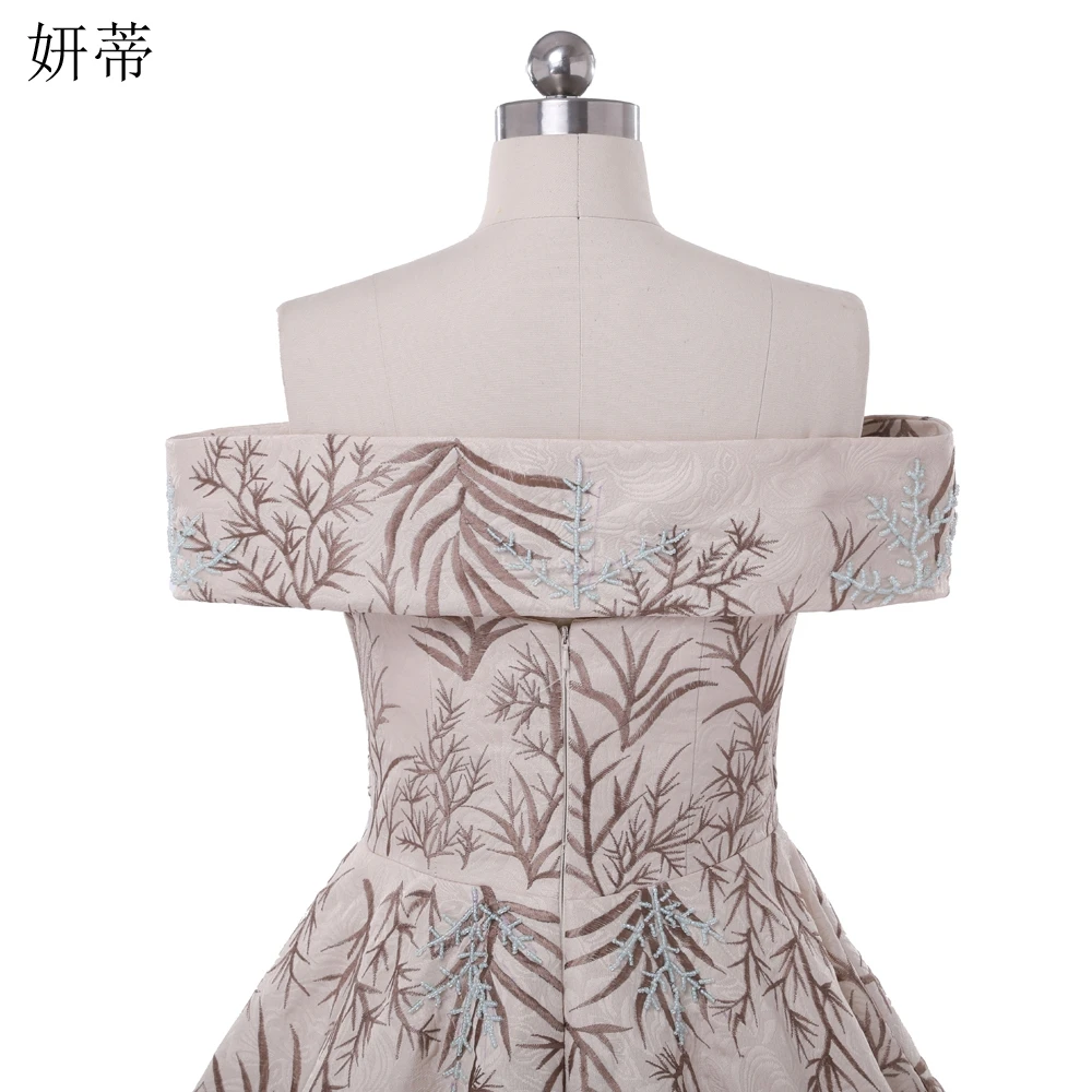 Вечернее платье с цветочным принтом вышивкой длинное бисером без рукавов