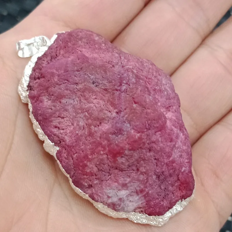 DHXYZB 5-6 см натуральный агат geode кластерный кулон кристаллы кварца минеральный гальванический красный рейки Целебный Камень ювелирные изделия подарок