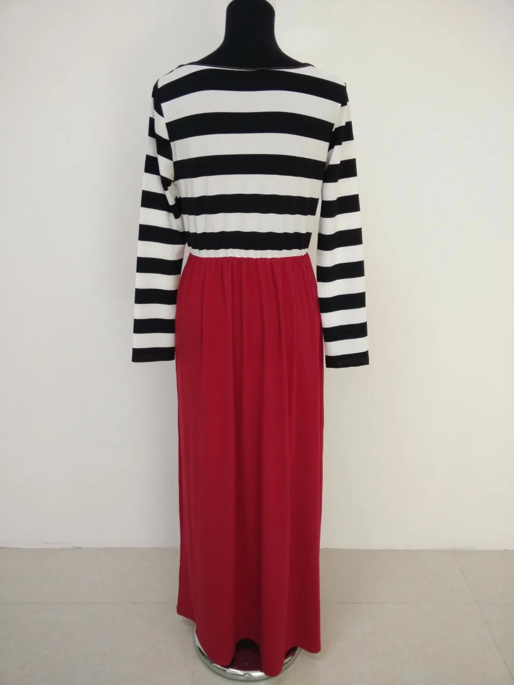 2017 осеннее платье для мамы и дочки Одинаковая одежда в полоску с длинными