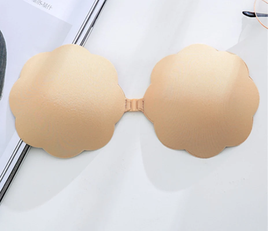 

100 pcs Cool Reusable Self Adhesive Silicone Breast Nipple Cover Bra Pad Invisible Breast Petals for Party Dress