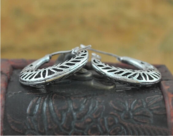 Мода индийские украшения Винтаж выдалбливают листьев Серьги кольца для продажи