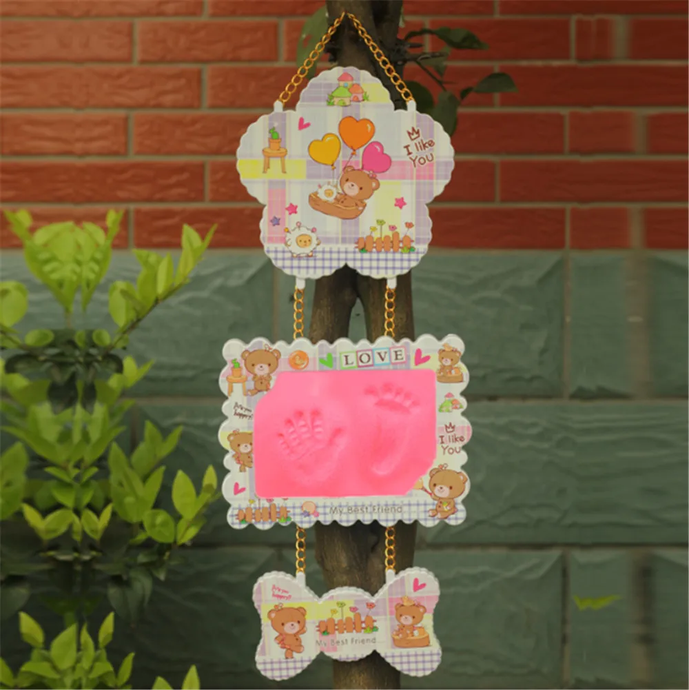 Белая подвесная фоторамка с отпечатком на руку для маленьких детей