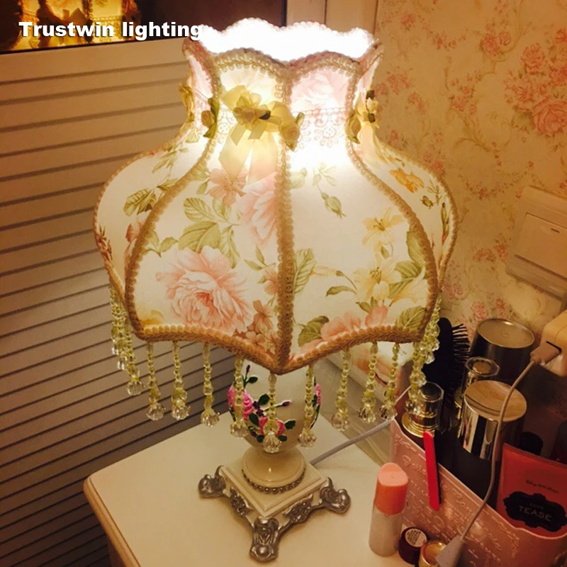 Европейский дворец принцесса девушка подарок настольная лампа ламсветильник