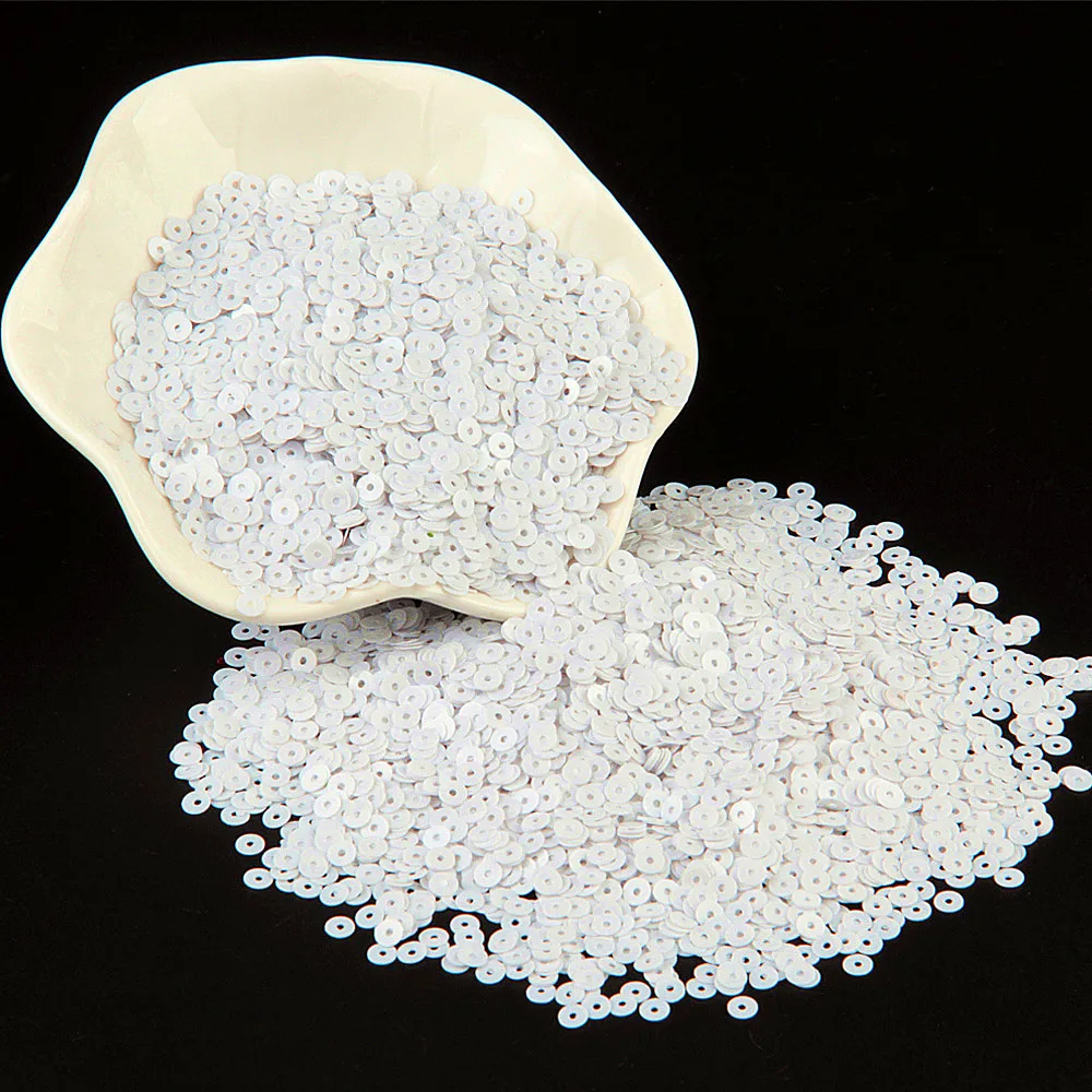 white 4000 шт(20 г) 4 мм блестки плоские круглые ПВХ свободные блестки для рукоделия блестки Швейные украшения аксессуары для рукоделия Lentejuelas Para Coser - Цвет: white