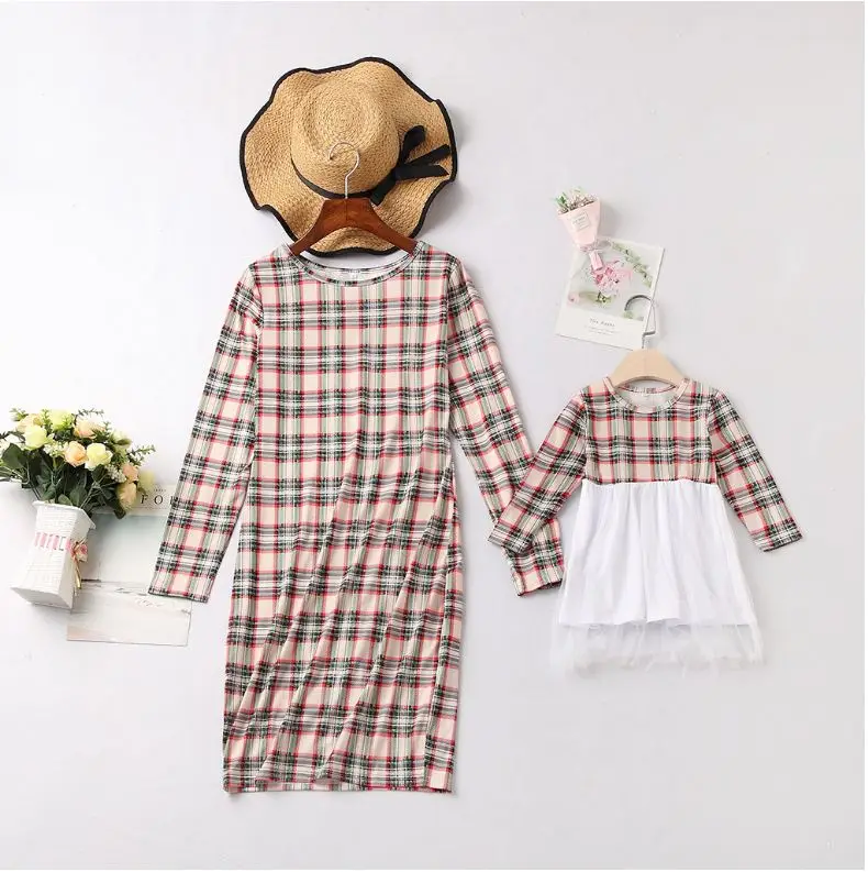2019 Mommy and kids family matching mother daughter dresses plaid mom girls dress parent casual outfits | Мать и ребенок