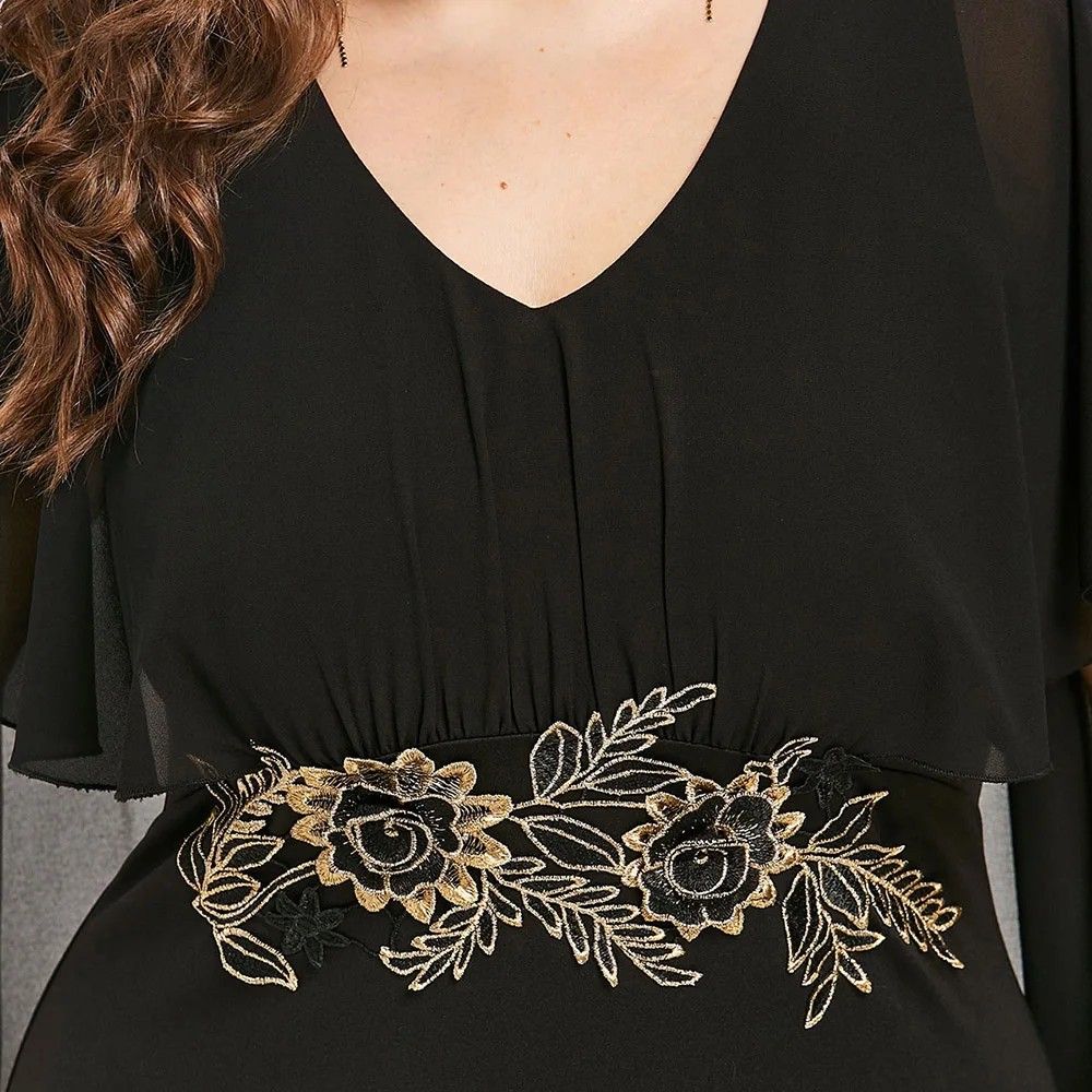 Женское платье-футляр большого размера плюс с v-образным вырезом и рукавом до