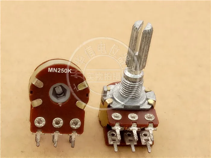 

2pcs for Taiwan Double Balance Potentiometer MN250K / With Midpoint / Middle back to zero / 25MM Handle Knurled Shaft
