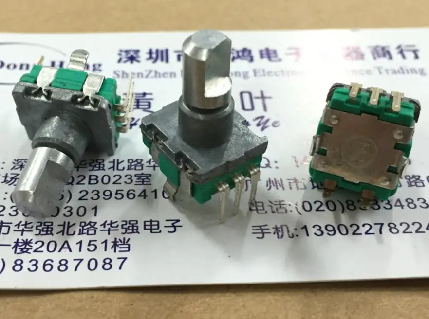 

2PCS/LOT Pu F brand EC11 encoder with switch 20, positioning number 20, pulse shaft length 14MM, car DVD potentiometer