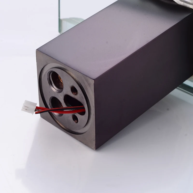 Кран для раковины кран ванной комнаты с водопадом светодиодный кран. Черная