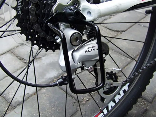 

1Pcs Adjustable Steel Black Bicycle Mountain Bike Rear Gear Derailleur Chain Stay Guard Protector Outdoor Cycling Accessories
