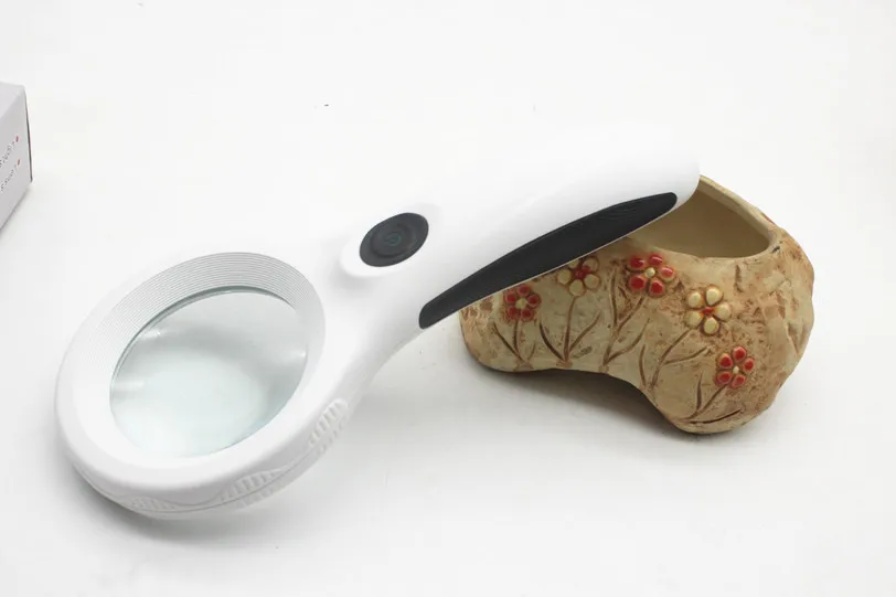 4 раза Дети Студенты LED чтение увеличительное стекло освещение подарок игрушка