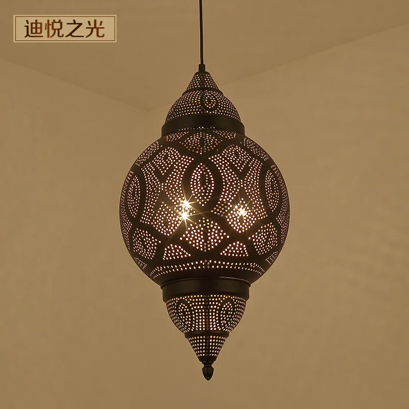 

Hollow lampshade paint craft vintage restaurant chandelier Hotel multicolor wrought iron chandelier 300*580