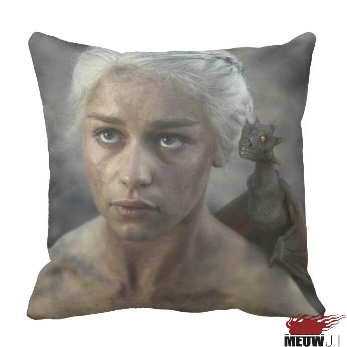 Daenerys Targaryen Stormborn Игра престолов несгоревшая мать драконов разного размера