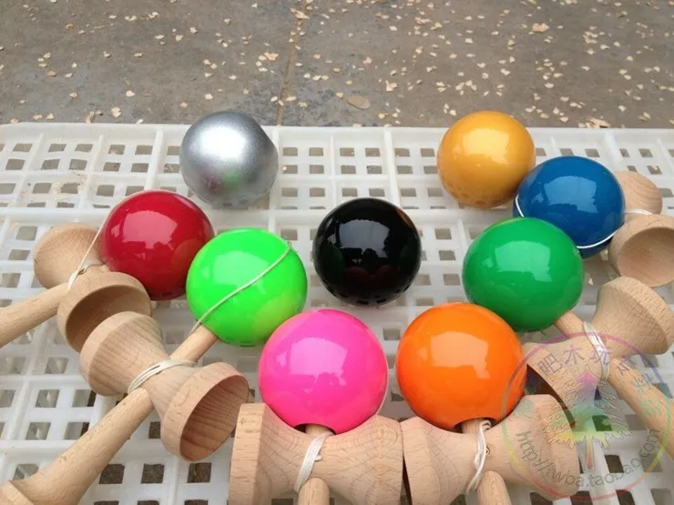 Бутик Размеры: 18.5 cmtraditional Бук игры игрушки Kendama Бал красочный стекловидный Краски