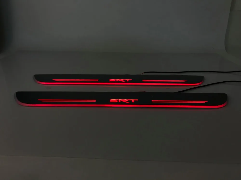 EOsuns светодиодный Подвижные двери потертости Nerf баров и беговых досок подсветка порога двери пластины накладки для JEEP Grand Cherokee SRT