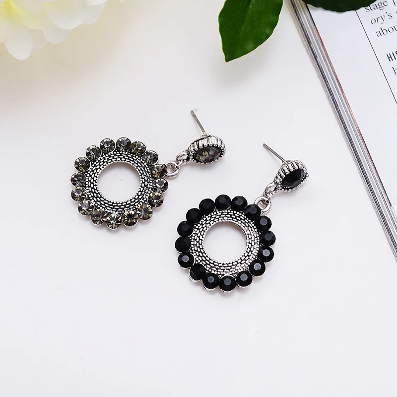 Элегантные черные серьги-подвески LUBOV в форме цветка с кристаллами женские