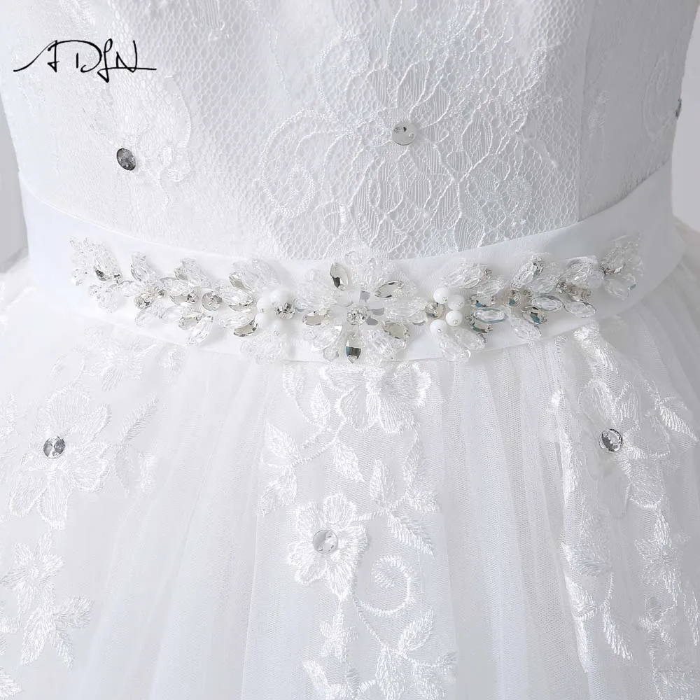 Женское свадебное платье ADLN скромное с длинным рукавом глубоким круглым вырезом