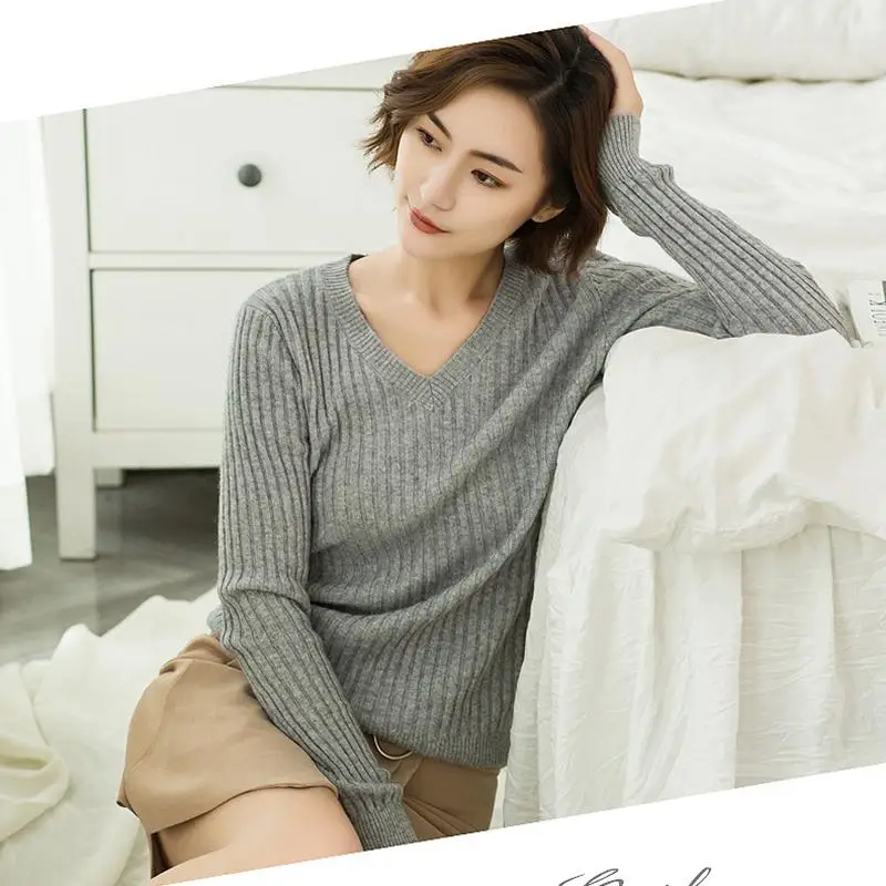 

BARESKIY2019 cashmere sweater female new V-neck pullover slim stretch knit sweater short coat solid color knit bottoming shirt