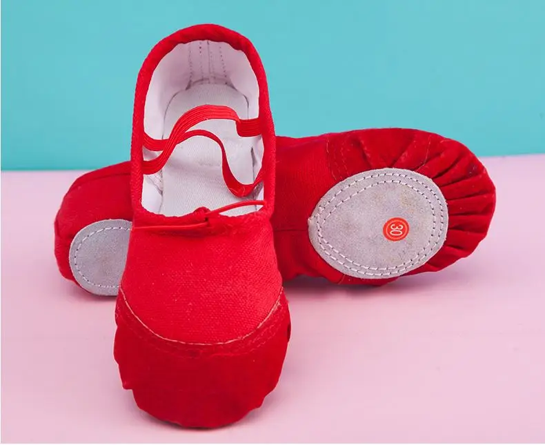 Детская танцевальная обувь мягкие балетные туфли для девочек йоги нескользящая