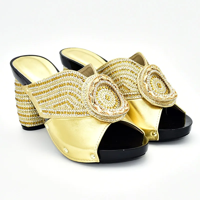 Женская обувь без шнуровки Женские Босоножки на каблуке Дизайнерская Роскошная