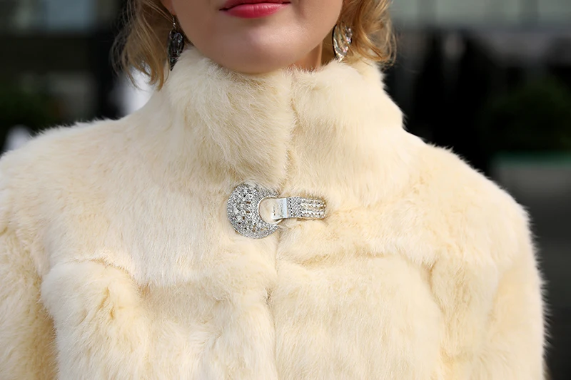 Роскошное длинное пальто с пряжкой из 100% натурального кроличьего меха