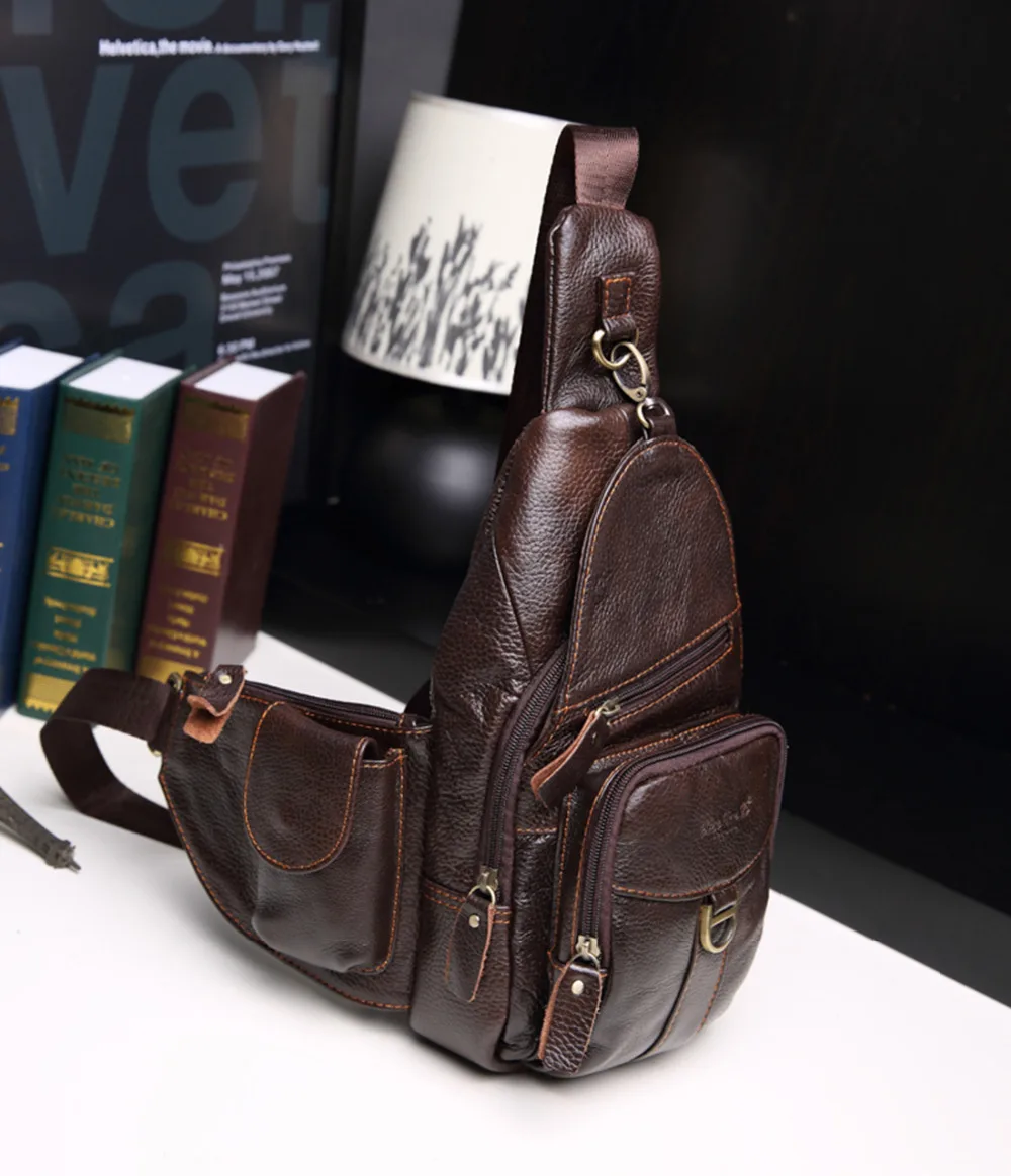 Мужская сумка мессенджер из натуральной воловьей кожи треугольная через плечо