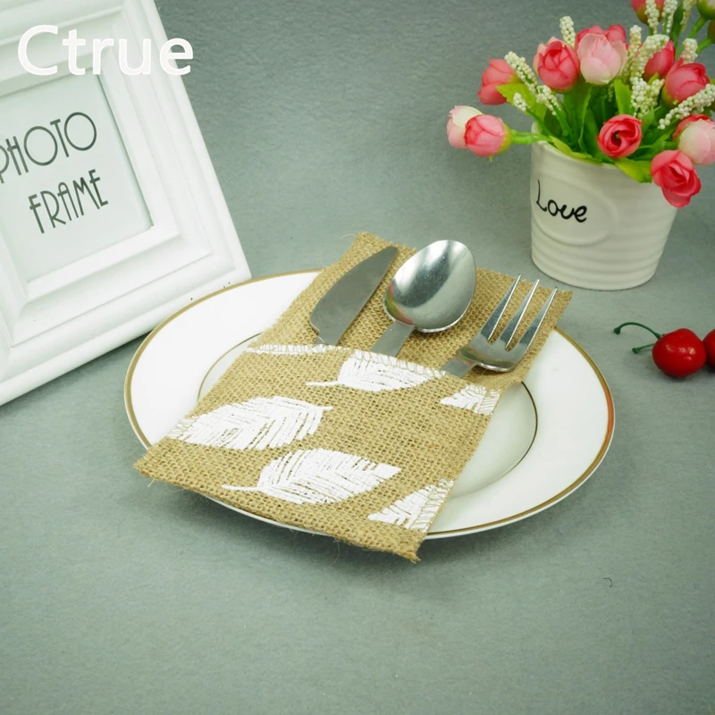 

20pcs 11*21cm burlap Hessian Cutlery Holder Pouch Rustic Wedding Table Decor Vintage Wedding Knife and Fork decoration