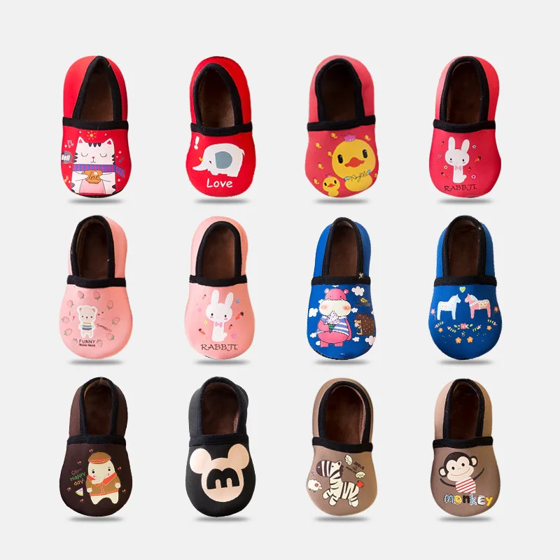 Осенне зимние детские напольные носки толстые нескользящие для малышей раннее