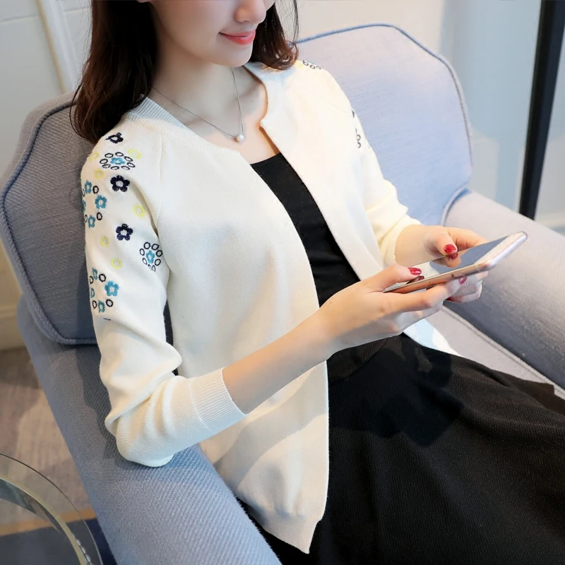 

OHCLOTHING Knit a female cardigan The new 2018 autumn fashion short woman with a small shawl embroidered cardigan sweater coat
