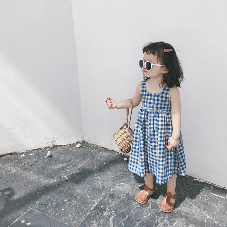 Летний милый сарафан в клетку без рукавов для девочек платья Корейском стиле на