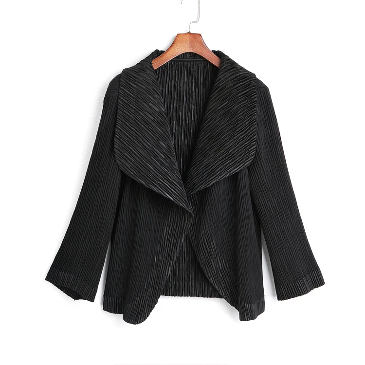 Женское Плиссированное пальто Changpleat черное серое эластичные короткие куртки