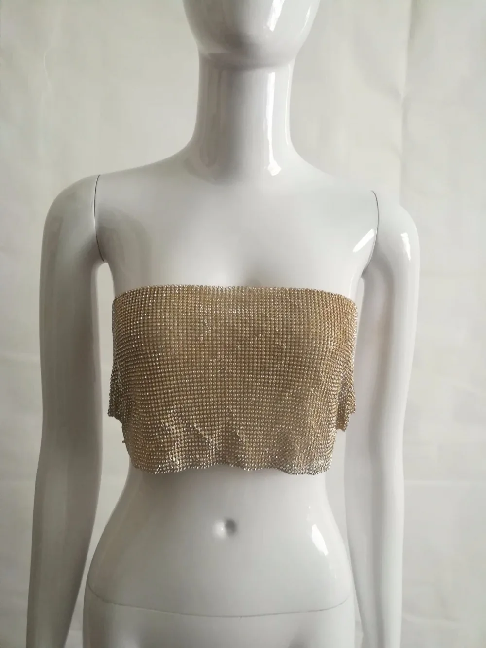 Летний новый стиль модный топ на бретелях с блестками сексуальный вырезом