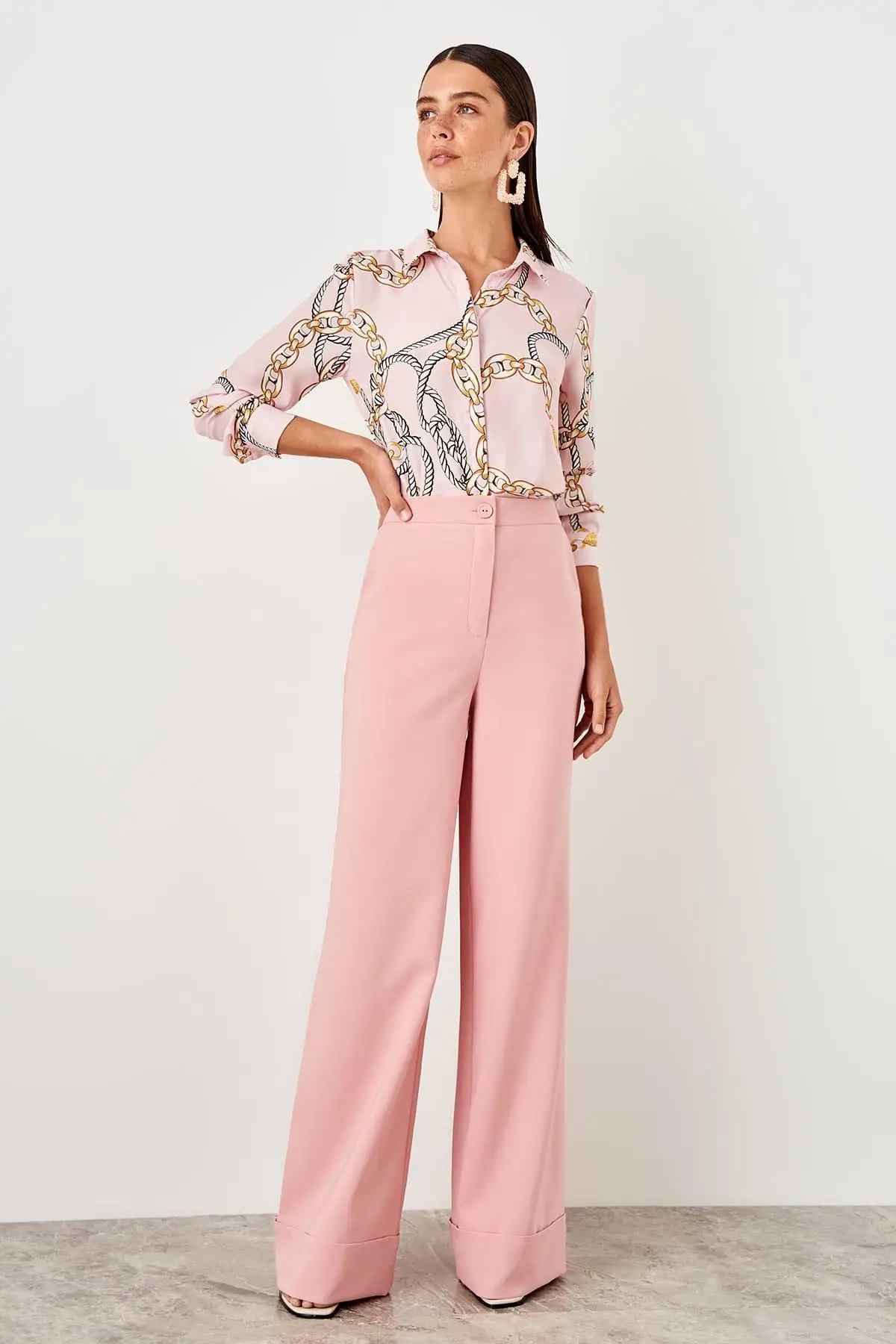 Trendyol розовые испанские расклешенные брюки TWOSS19ST0179|Брюки| |