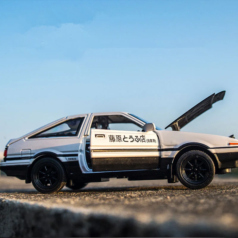 Модель литая автомобиля KIDAMI 1/28 Initial D AE86 украшение открытой двери фотоальбом для