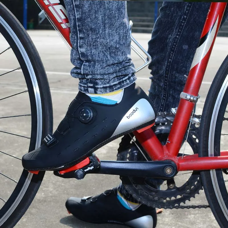 

Ultralight Road Cycling Shoes Carbon Fiber Breathable Road Bike Slef-locking Bicycle Shoe Men Athletic Triathlon Racing Sneakers