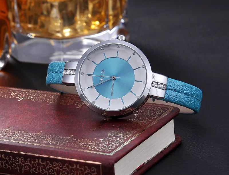 blue watch KEZZI Брендовые женские наручные часы с кожаным ремешком, модные инкрустационные стразы, Простой циферблат, японский кварцевый механизм, женские часы - Цвет: blue watch