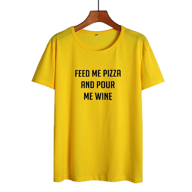 Забавная футболка Feed Me Pizza and Pour Wine черно белая хлопковая Футболка с круглым