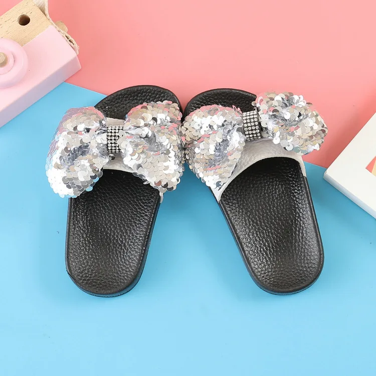 Тапочки для девочек Летние шлепанцы принцессы с блестками и бантом Детская обувь