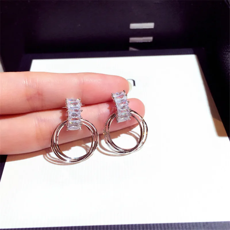 

New Dangle Earrings For Women Earrings Gold And Silver Color Rhinestone Circle Earrings Fashion Jewelry Female