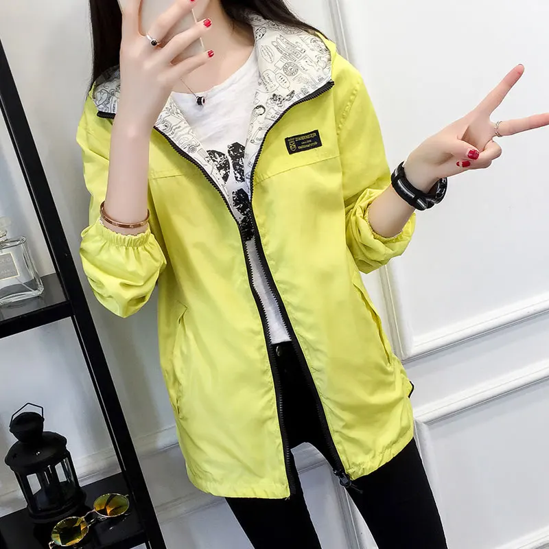 Женская осенняя куртка бомбер с карманами на молнии капюшоном двухсторонняя