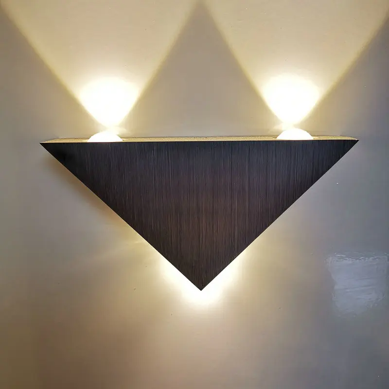 

Modern LED triangle wall lamp aluminum wall lamp 3w9w bar hotel bedroom home corridor decoration lamp wall mount 110v220v