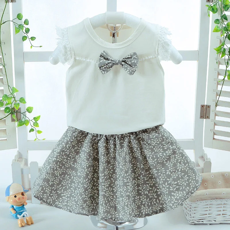 Детская одежда летний комплект одежды для маленьких девочек футболка с бантом +