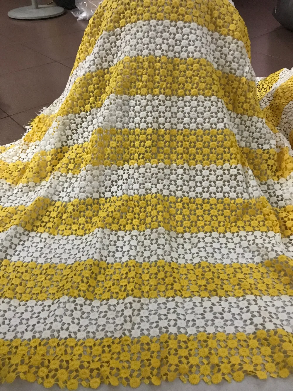 

ZH-6652 embroidered tulle Fabric nigerian french net lace fabric Latest cord lace fabric