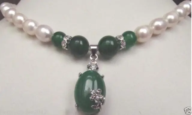 

NEW DESIGN 17" SOUTH SEA GENUINE WHITE PEARL GREEN JADE NECKLACE
