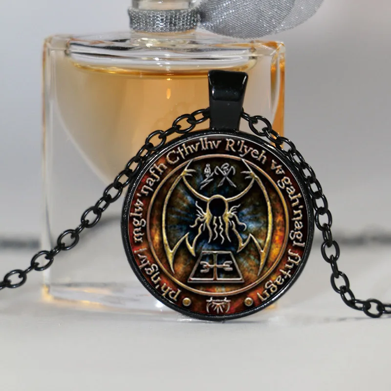 Cthulhu R'lyeh Sigil Pendant inspired by H.P. Lovecraft Necklace Glass Photo cabochon necklace | Украшения и аксессуары