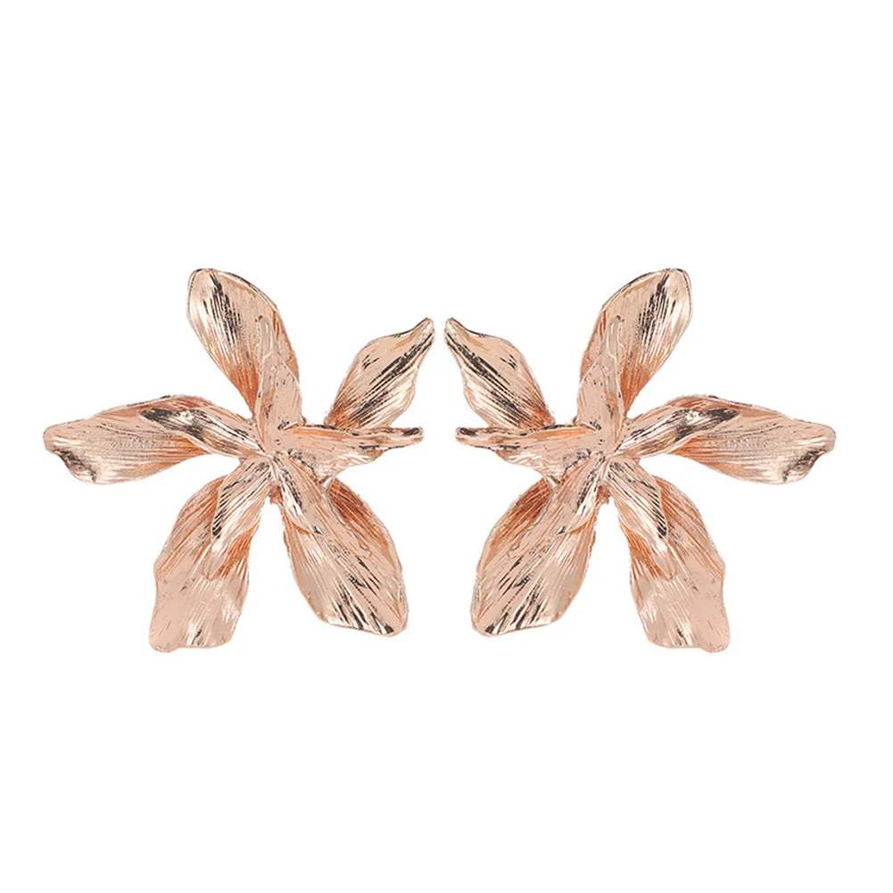 Индивидуальные простые металлические маленькие серьги с цветами для женщин