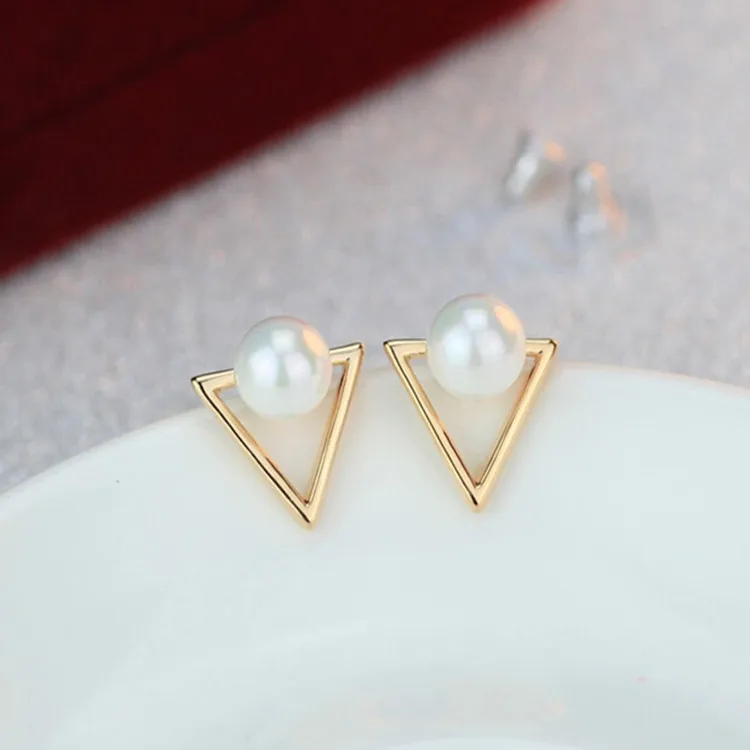 2018 Hot New Arrivals Fashion Boucles D'oreilles Femmes Triangle Brincos Simulated Pearl Stud Earrings Broncos For Women Jewelry |