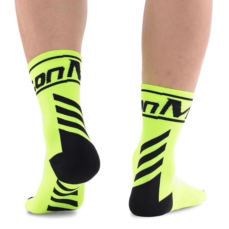 Новые спортивные носки длинные для спорта на открытом воздухе мужчин и женщин