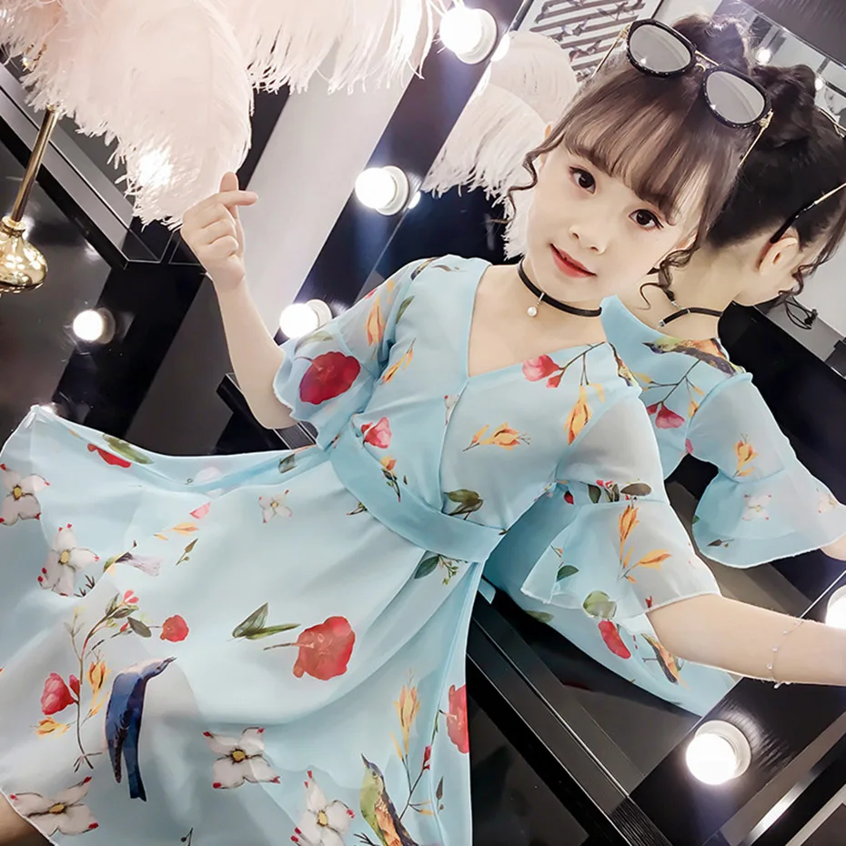 Летнее платье для девочек летнее с цветочным рисунком пляжное Детская одежда