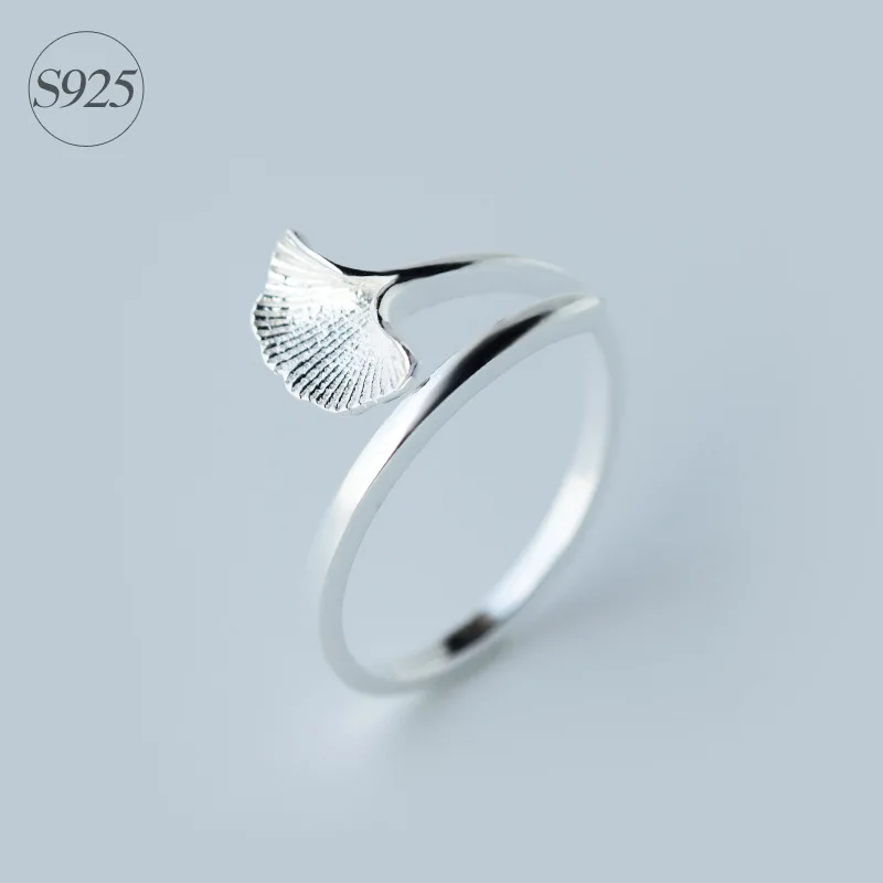 Регулируемый натуральная кожа. Во внутренней структуре используется